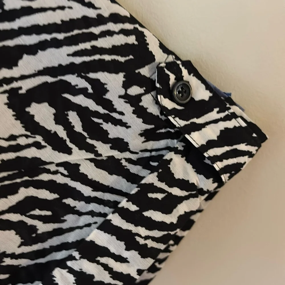Jones New York Sport Woman Zebra Print Button Down Shirt Short Sleeves Size 3X - Picture 4 of 8